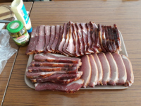 Leckeres Rauchfleisch von den "Schlachtfest-Schweinen"
